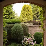 Hotel Citadel - Gastro Boutique Hotel- цитадель