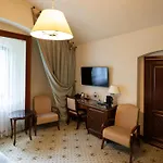 Hotel Citadel - Gastro Boutique Hotel- цитадель