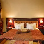 Citadel - Gastro Boutique Hotel- цитадель