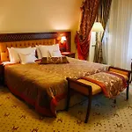 Готель Citadel 5*