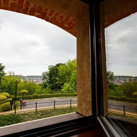 Citadel Gastro Boutique 5* Lviv