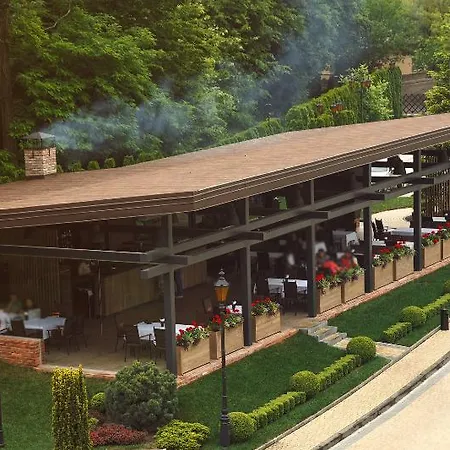 Hotel Citadel Gastro Boutique - цитадель 5*