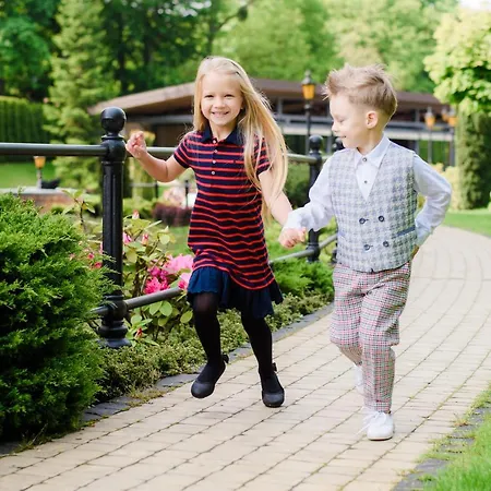 Citadel Gastro Boutique - цитадель 호텔 리비프