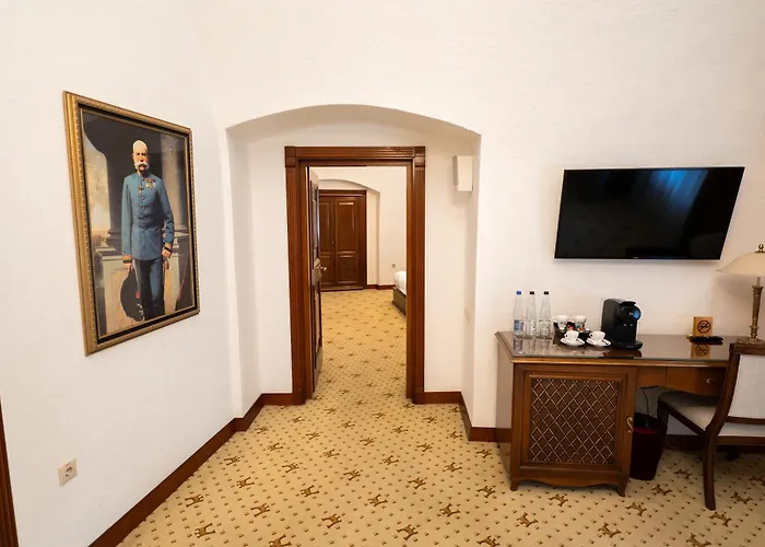 Citadel - Gastro Boutique Hotel- цитадель 5*