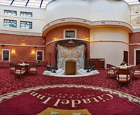 Citadel - Gastro Boutique Hotel- цитадель Hotell Lviv