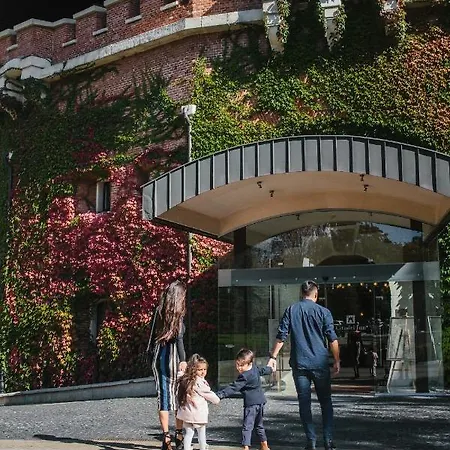 Citadel - Gastro Boutique Hotel- цитадель