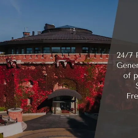 מלון Citadel - Gastro Boutique Hotel- цитадель לבוב