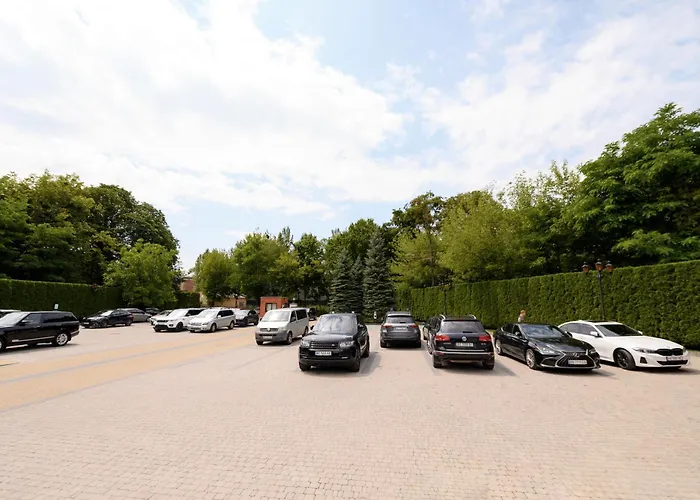 Citadel - Gastro Boutique Hotel- цитадель Lviv