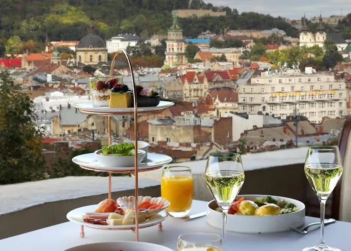 Citadel - Gastro Boutique Hotel- цитадель Hotell Lviv