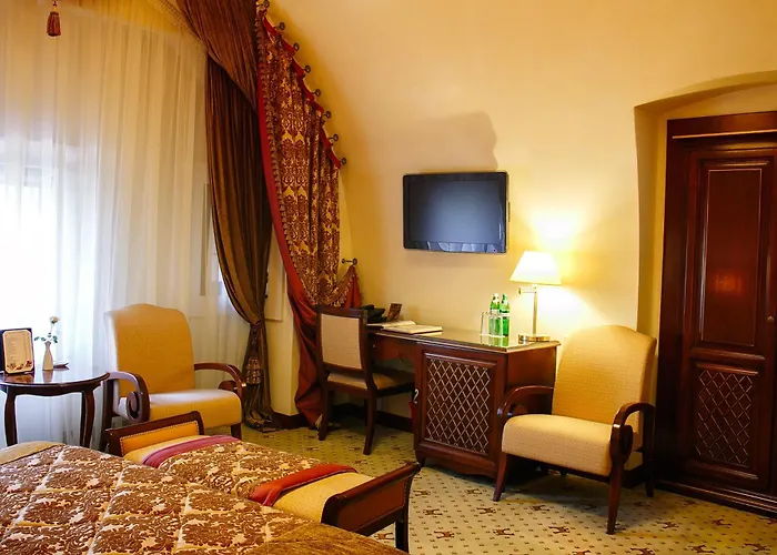 Citadel - Gastro Boutique Hotel- цитадель 5*