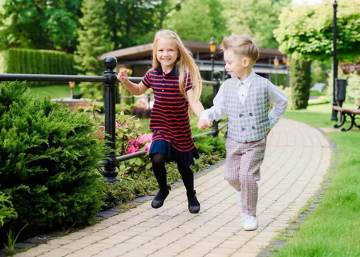 Citadel - Gastro Boutique Hotel- цитадель מלון לבוב